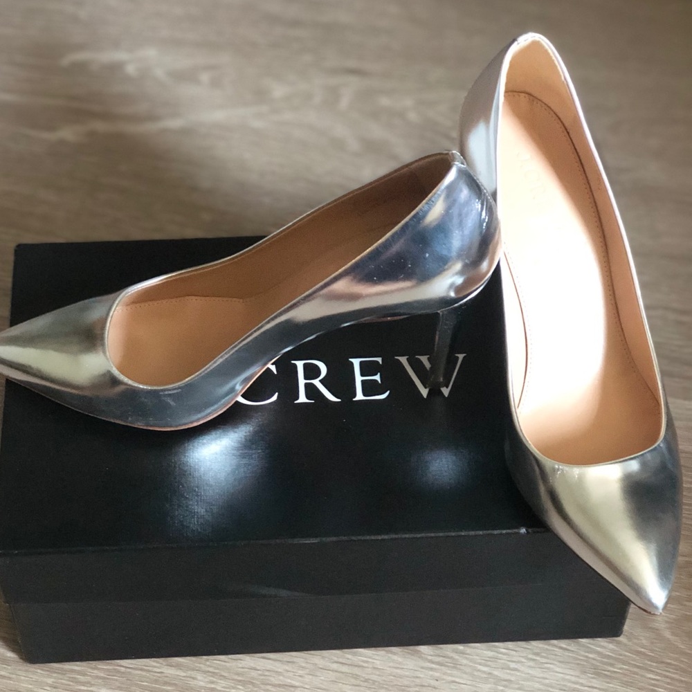 J crew Metallic silver pumps